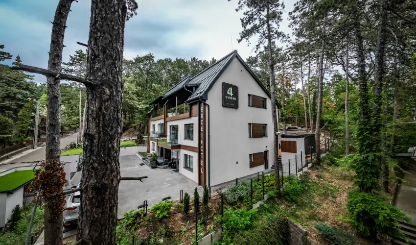 4 vszak Erdeihotel Mtrafred - Karcsony (min. 2 j)