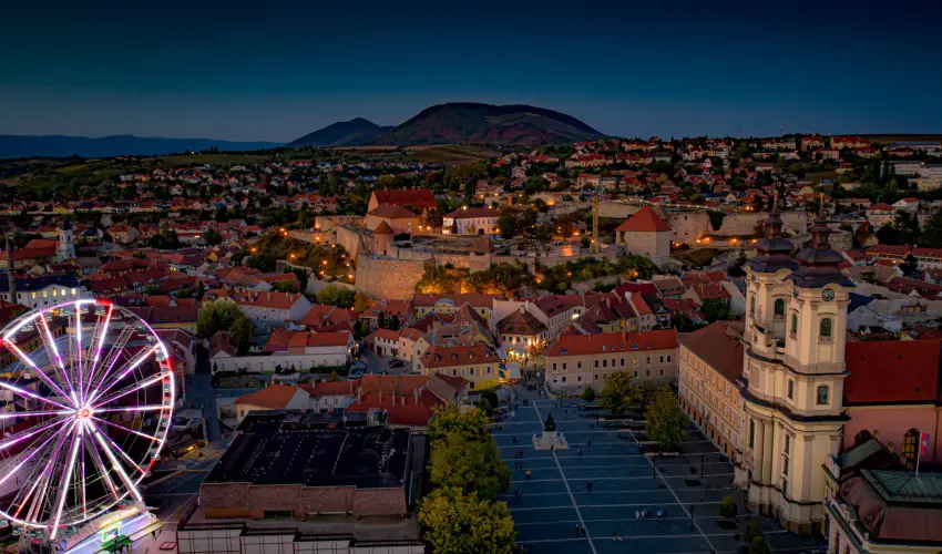 Agria Vintage Apartman Eger - Karcsony