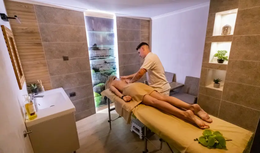 Alfa Hotel Miskolctapolca - Karácsony (min. 2 éj)