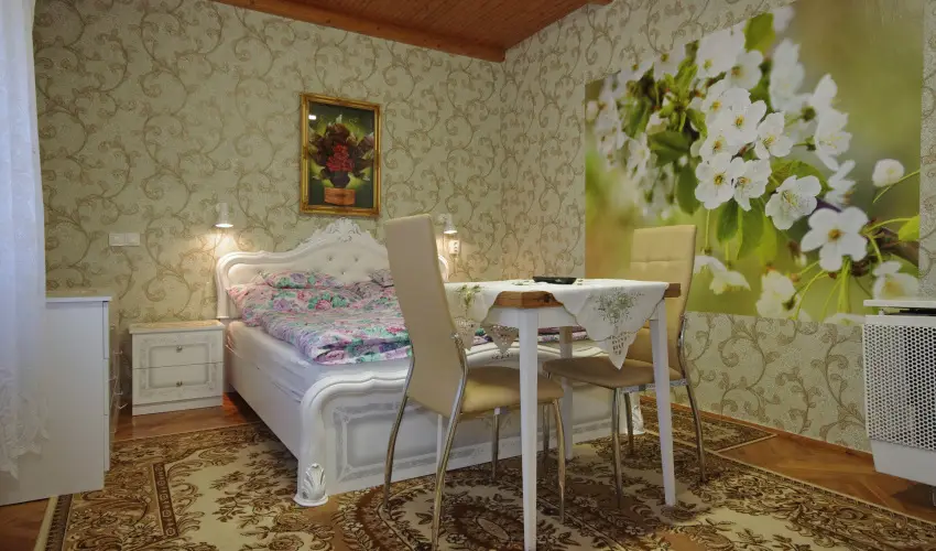 Amlia Apartman Gyula - Karcsony (min. 2 j)