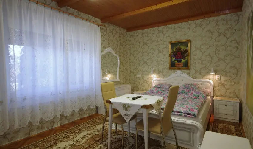 Amlia Apartman Gyula - Karcsony (min. 2 j)