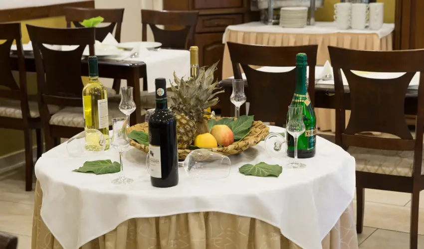 Ambrzia Szllshely s tterem Miskolctapolca - Karcsony (min. 3 j)