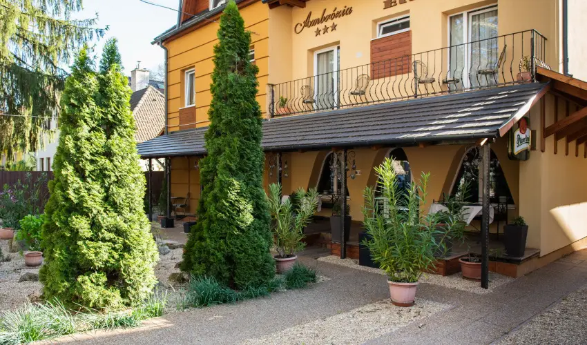 Ambrzia Szllshely s tterem Miskolctapolca - Karcsony (min. 3 j)