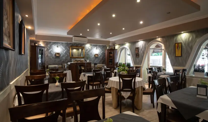 Ambrzia Szllshely s tterem Miskolctapolca - Karcsony (min. 3 j)