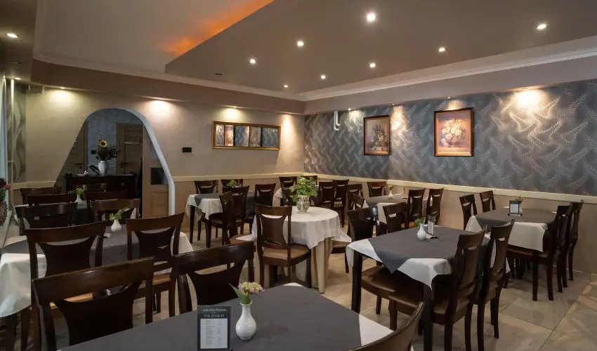 Ambrzia Szllshely s tterem Miskolctapolca - Karcsony (min. 3 j)