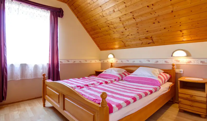 Andrea Villa Hvz - Karcsony (min. 2 j)