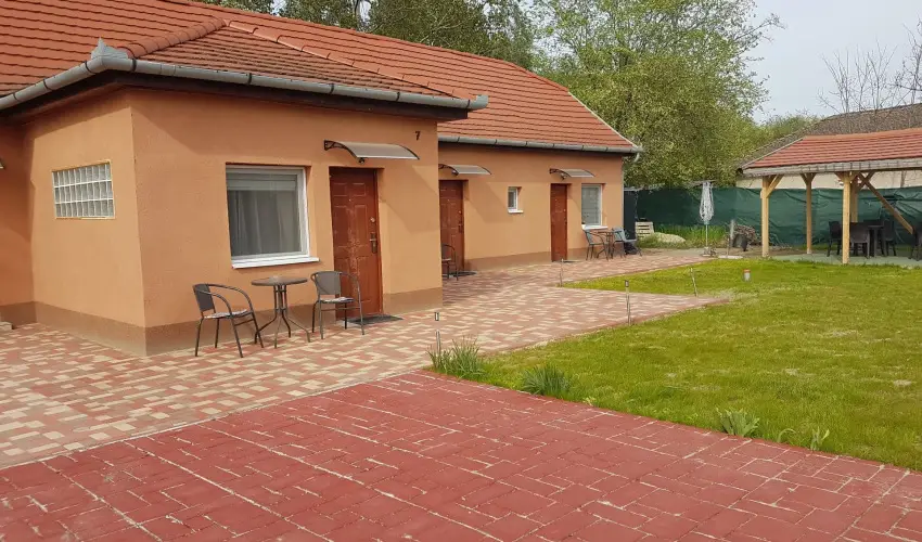 Angyal Apartman Cserkeszl - Karcsony (min. 3 j)