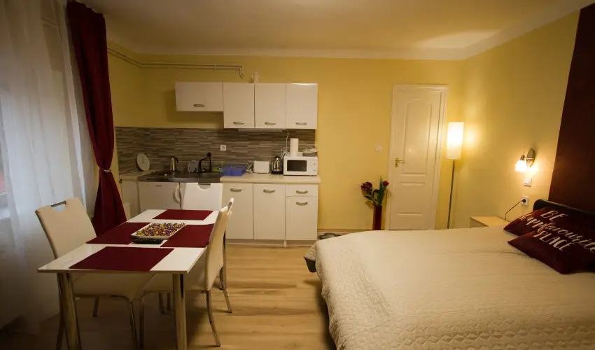 Angyal Apartman Cserkeszl - Karcsony (min. 3 j)