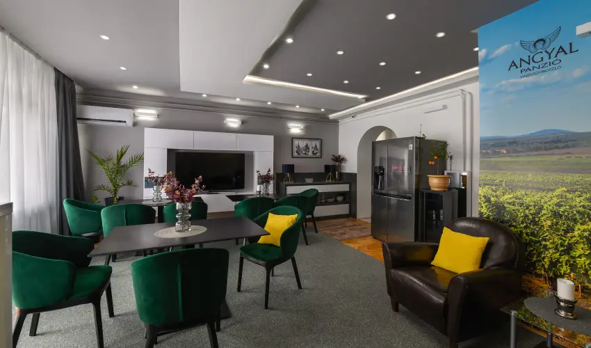 Angyal Panzi Hajdszoboszl - Karcsony (min. 2 j)