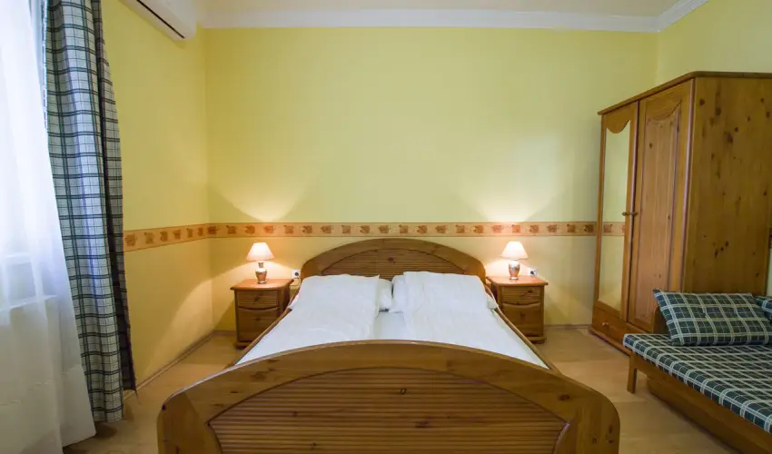 Anna Vendghz Hajdszoboszl - Karcsony (min. 3 j)