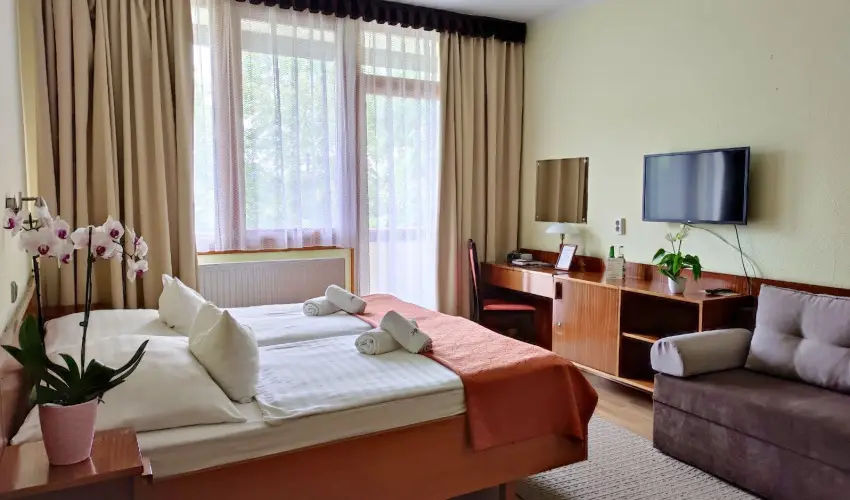 Apartman Hotel Bk, Bkfrd - Karcsony