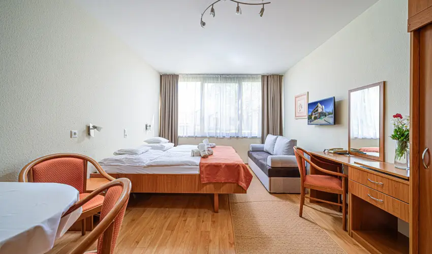Apartman Hotel Bk, Bkfrd - Karcsony