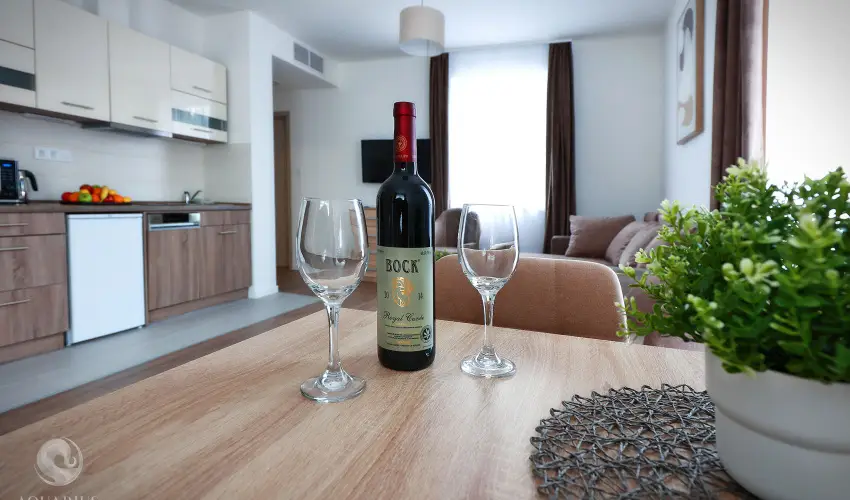 Aquarius Apartments Miskolctapolca - Karcsony