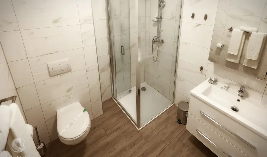 Aquarius Apartments Miskolctapolca - Karcsony