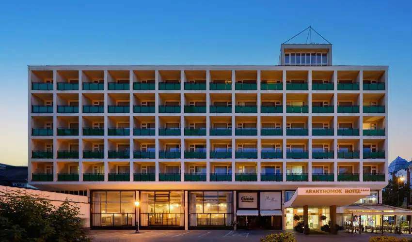 Aranyhomok Hotel Business & Relax Kecskem�t - Kar�csony