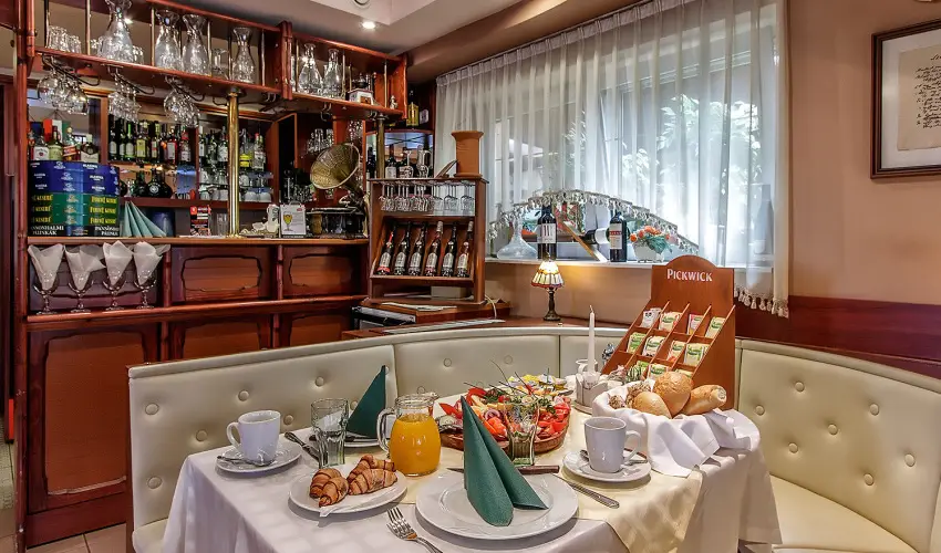 Aranypatk� Panzi� Gy�r�jbar�t - Kar�csony