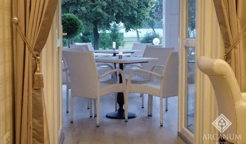 Arcanum Hotel Bkscsaba - Karcsony (min. 2 j)