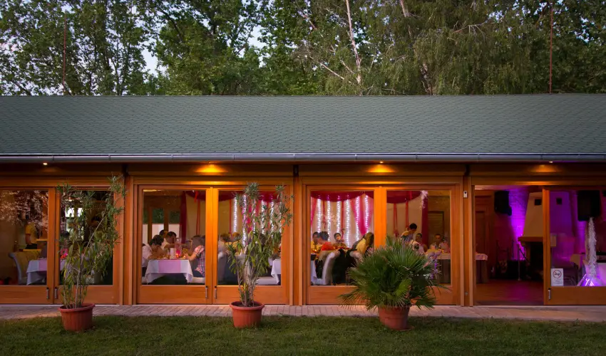 Arcanum Hotel Bkscsaba - Karcsony (min. 2 j)