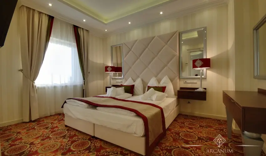 Arcanum Hotel Bkscsaba - Karcsony (min. 2 j)