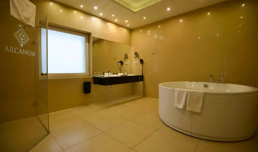 Arcanum Hotel B�k�scsaba - Kar�csonyi Kikapcsol�d�s az Arcanum Hotelben 2026 (min. 2 �j)