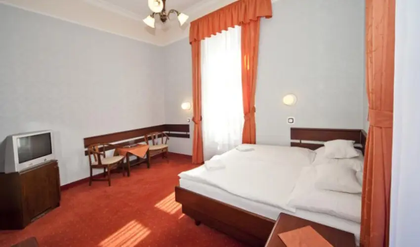 Astoria Hotel s tterem Balatonfred - Karcsony