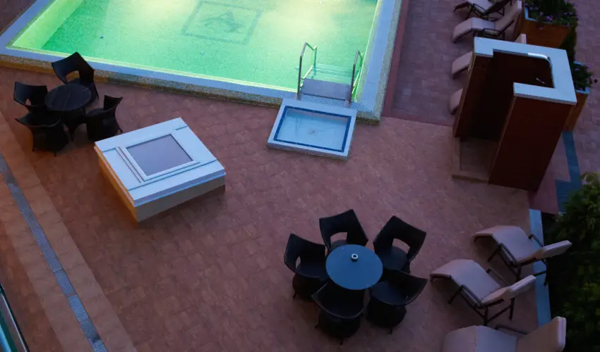 Hotel Atlantis Wellness & Conference Hajd�szoboszl� - Kar�csony (min. 3 �j)