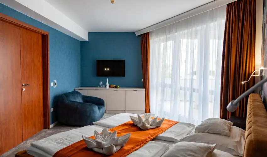 Hotel Atlantis Wellness & Conference Hajd�szoboszl� - Kar�csony (min. 3 �j)