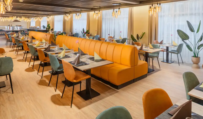 Hotel Atlantis Wellness & Conference Hajd�szoboszl� - Kar�csony (min. 3 �j)