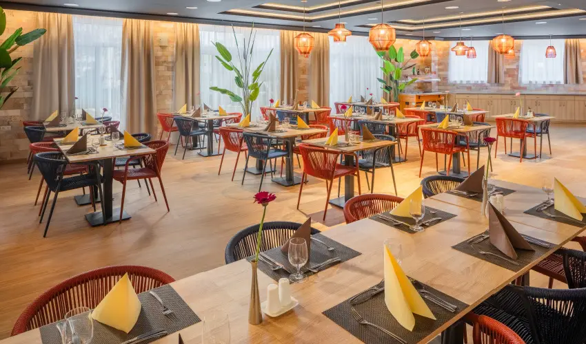 Hotel Atlantis Wellness & Conference Hajd�szoboszl� - Kar�csony (min. 3 �j)