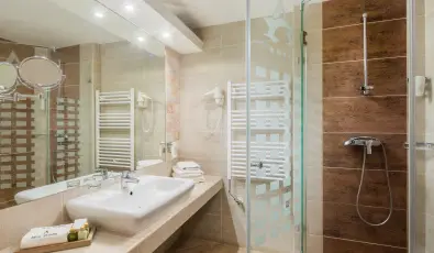 Hotel Atlantis Wellness & Conference Hajd�szoboszl�