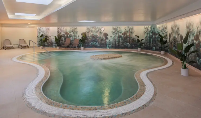 Hotel Atlantis Wellness & Conference Hajd�szoboszl� - Kar�csony (min. 3 �j)