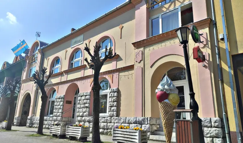 trium Hotel Harkny - Karcsony