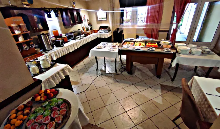 trium Hotel Harkny - Karcsony