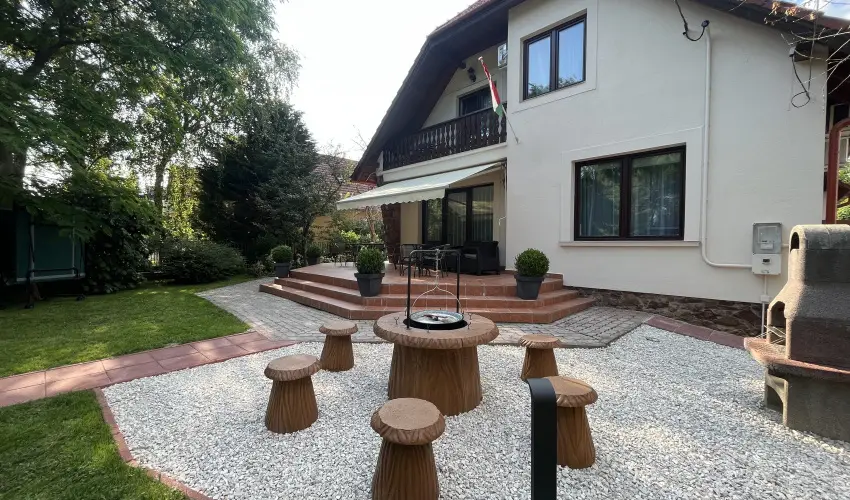 Aventurin House Rvflp - Karcsony (min. 2 j)