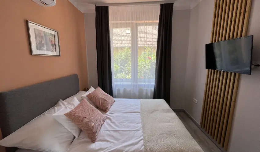 Aventurin House Rvflp - Karcsony (min. 2 j)