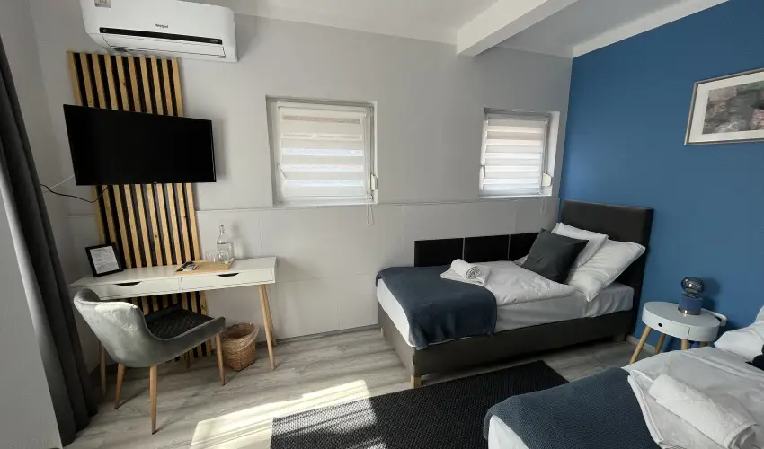 Aventurin House Rvflp - Karcsony (min. 2 j)