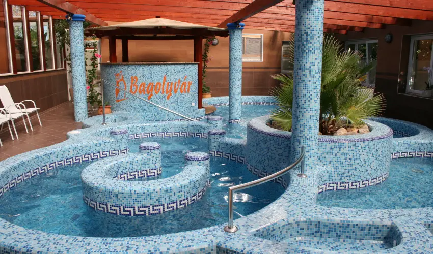 Bagolyvár Inárcs Inárcs - Karácsony