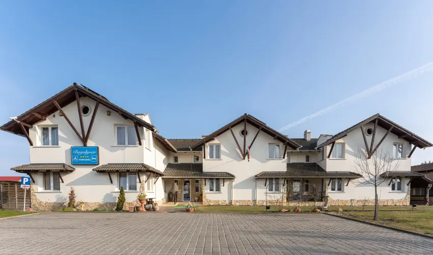 Bagolyvár Inárcs Inárcs - Karácsony