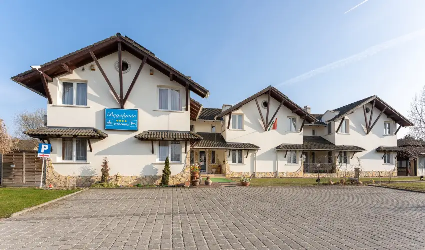 Bagolyvár Inárcs Inárcs - Karácsony