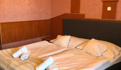 Bagolyvr Inrcs Inrcs