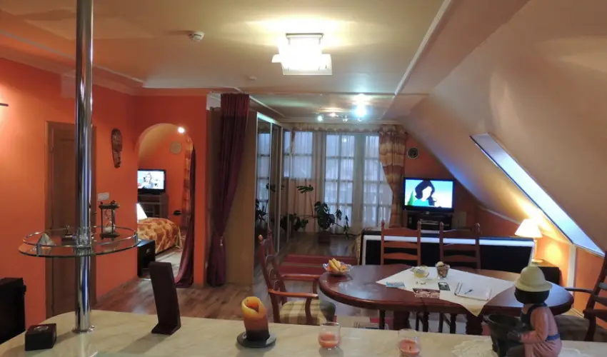 Bajor Panzi Aparthotel Bk, Bkfrd - Karcsony