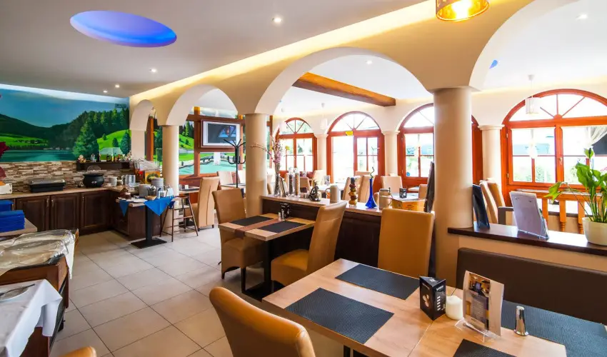 Bajor Panzi Aparthotel Bk, Bkfrd - Karcsony