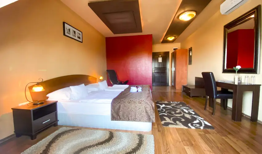 Bajor Panzi Aparthotel Bk, Bkfrd - Karcsony