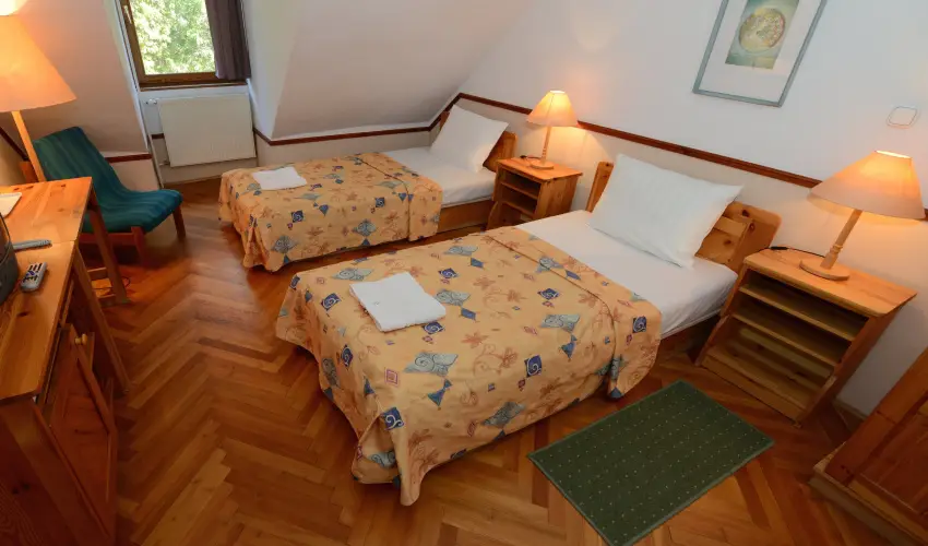 Hotel Bakony Bakonybl - Karcsony (min. 2 j)