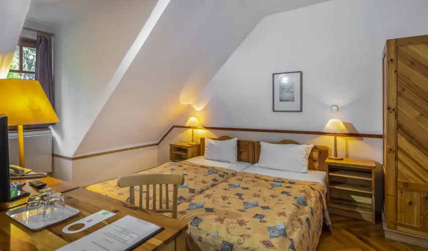 Hotel Bakony Bakonybl - Karcsony (min. 2 j)