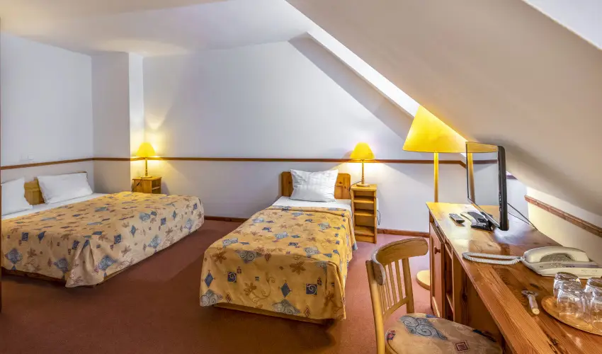 Hotel Bakony Bakonybl - Karcsony (min. 2 j)