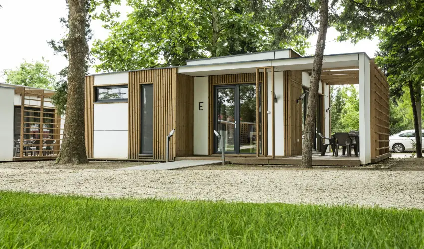 Barack Thermal Apartmanok Tiszakcske - Karcsony