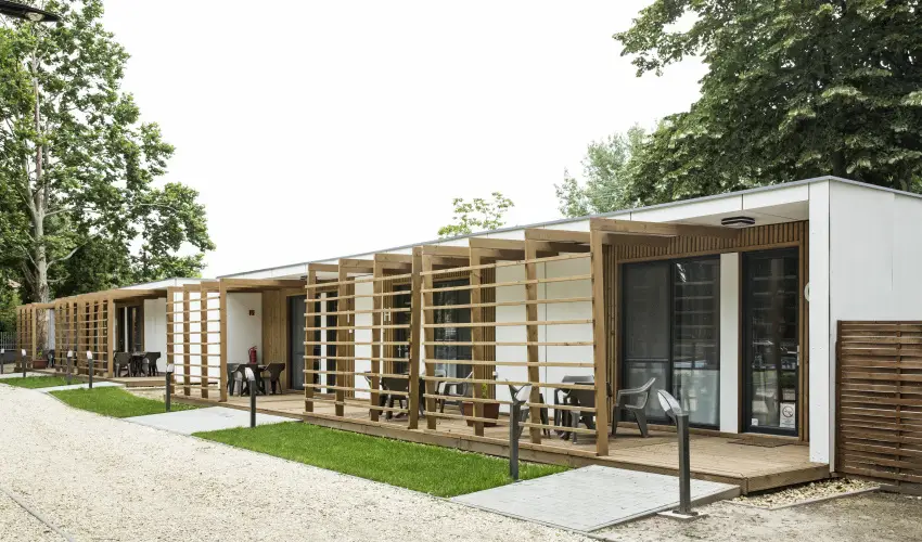 Barack Thermal Apartmanok Tiszakcske - Karcsony