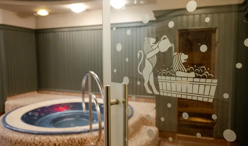 Barka Galria Hotel s tterem Tllya - Karcsony