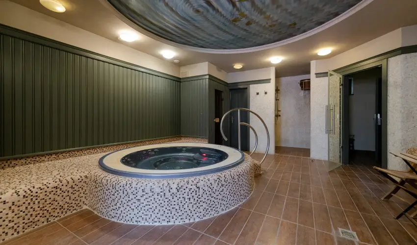 Barka Galria Hotel s tterem Tllya - Karcsony